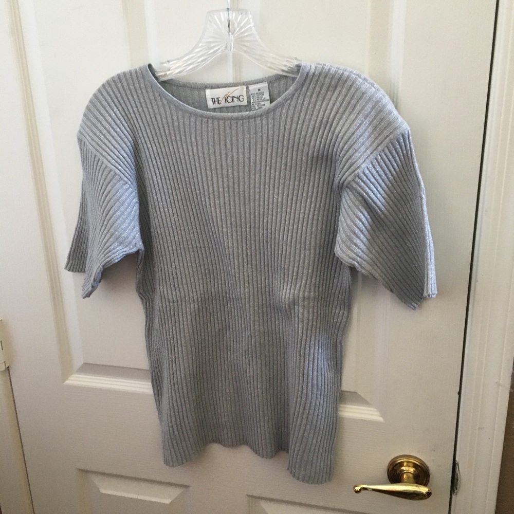 FINAL MARKDOWN The icing ribbed silver shimmer top medium